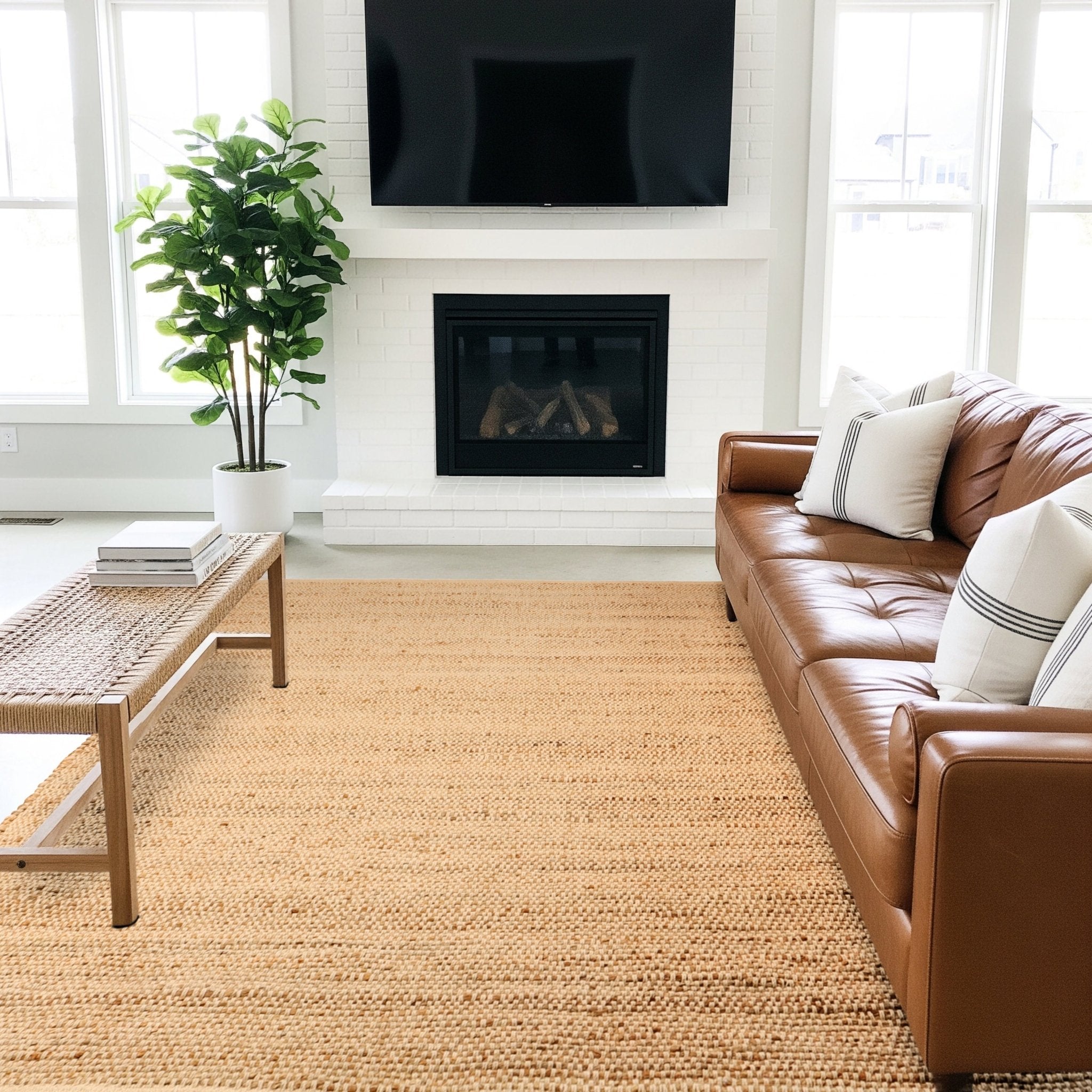 Handwoven Jute & Cotton Rug – Farmhouse Style (Natural) - Delara