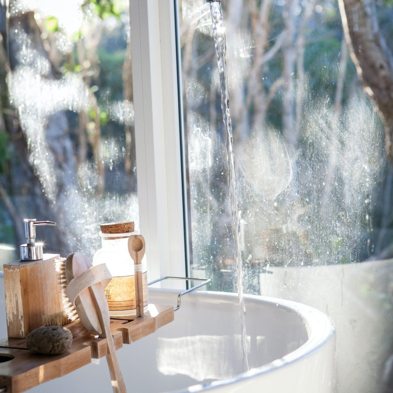 6 Sustainable Swaps for a Zero Waste Bathroom - Delara
