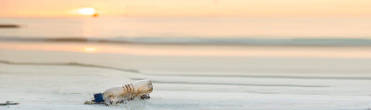 5 Ways to go Plastic Free This Summer - Delara
