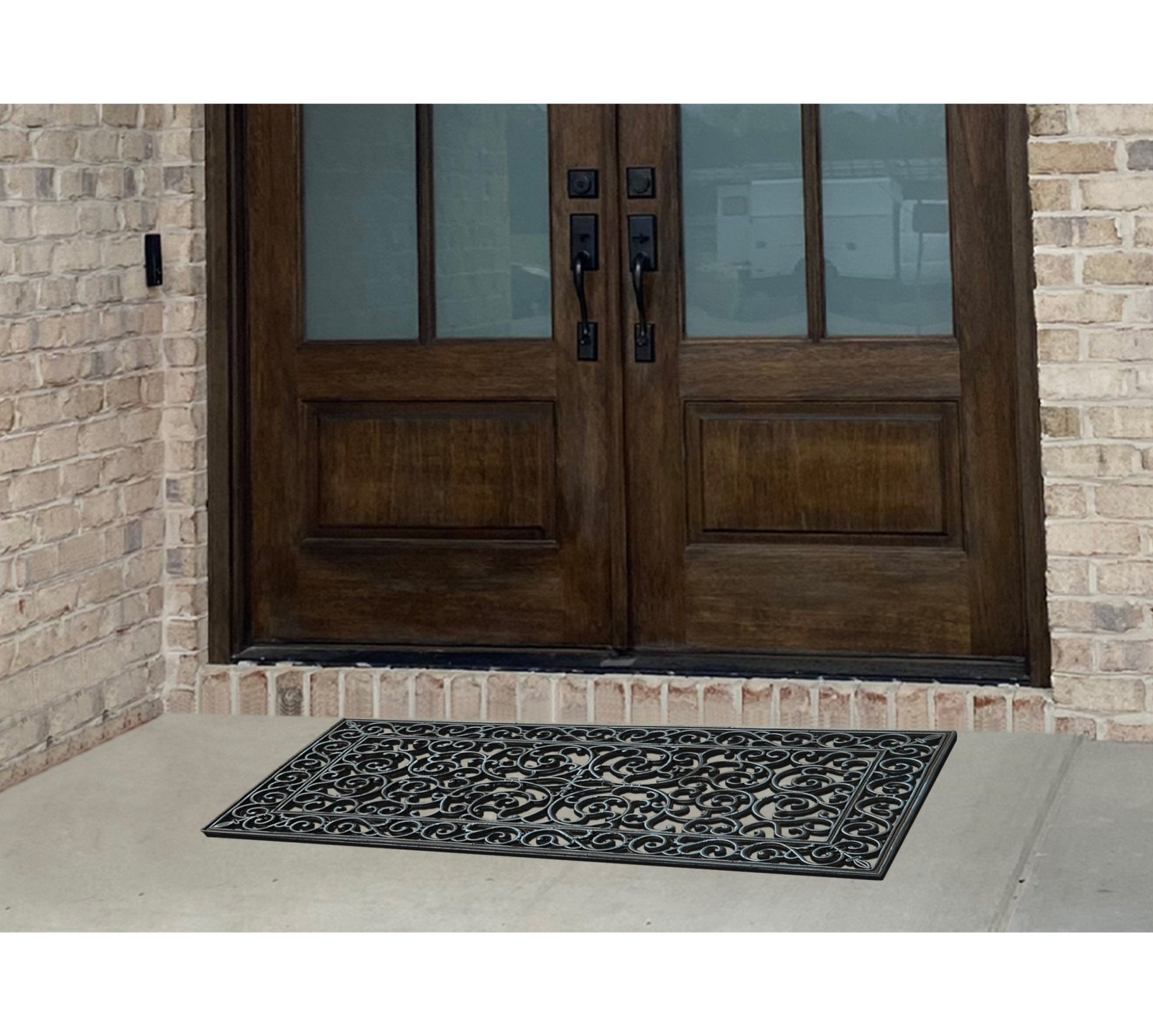 Grandeur Court Rubber Doormat 24"X48" - Delara