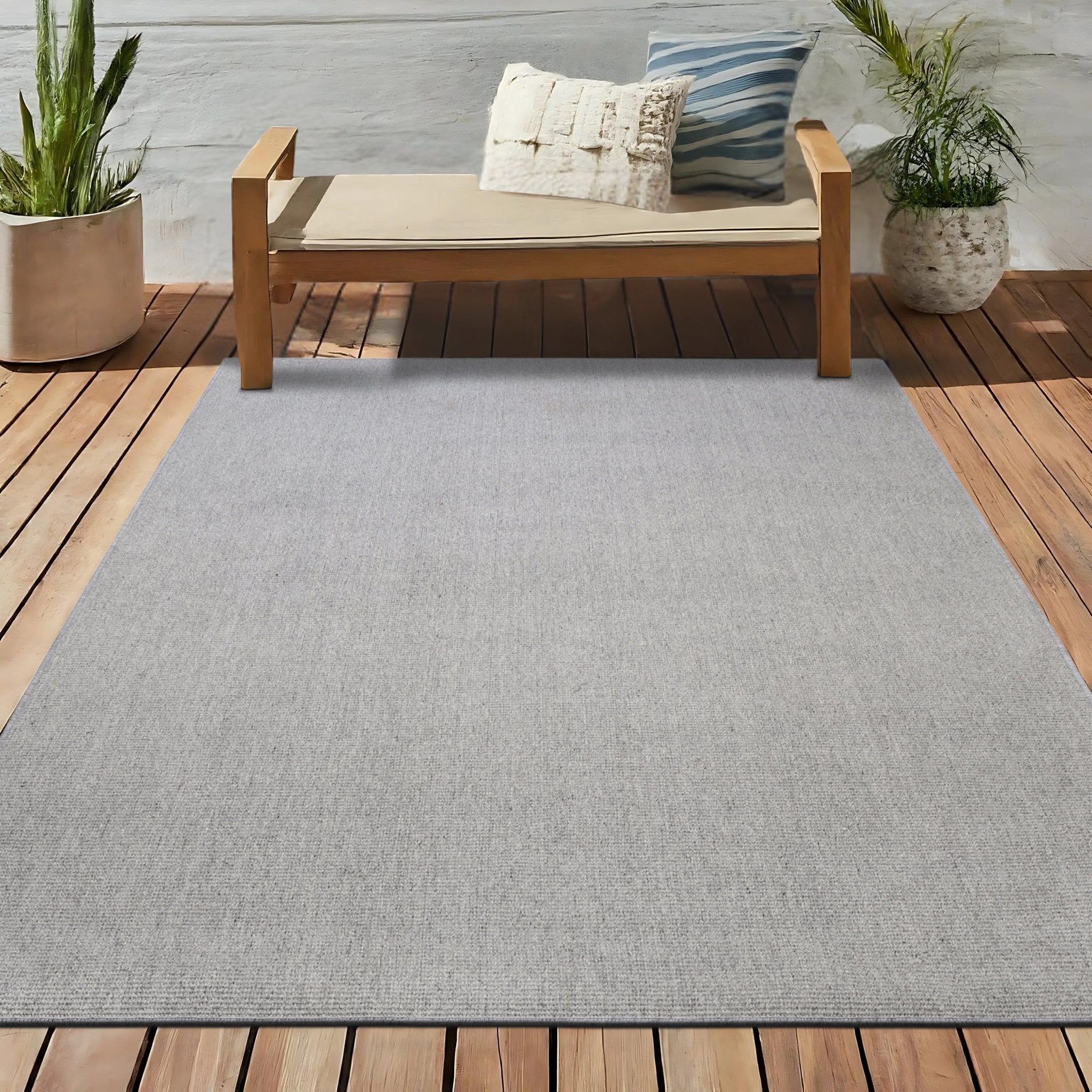 Washable PET Outdoor Rug (Light Grey) - Delara