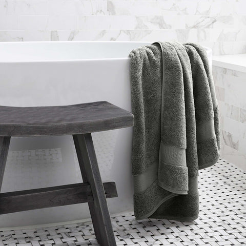 https://www.delarahome.com/cdn/shop/products/100-organic-cotton-quick-dry-bath-towel-dark-grey-296357.jpg?v=1703148358&width=480