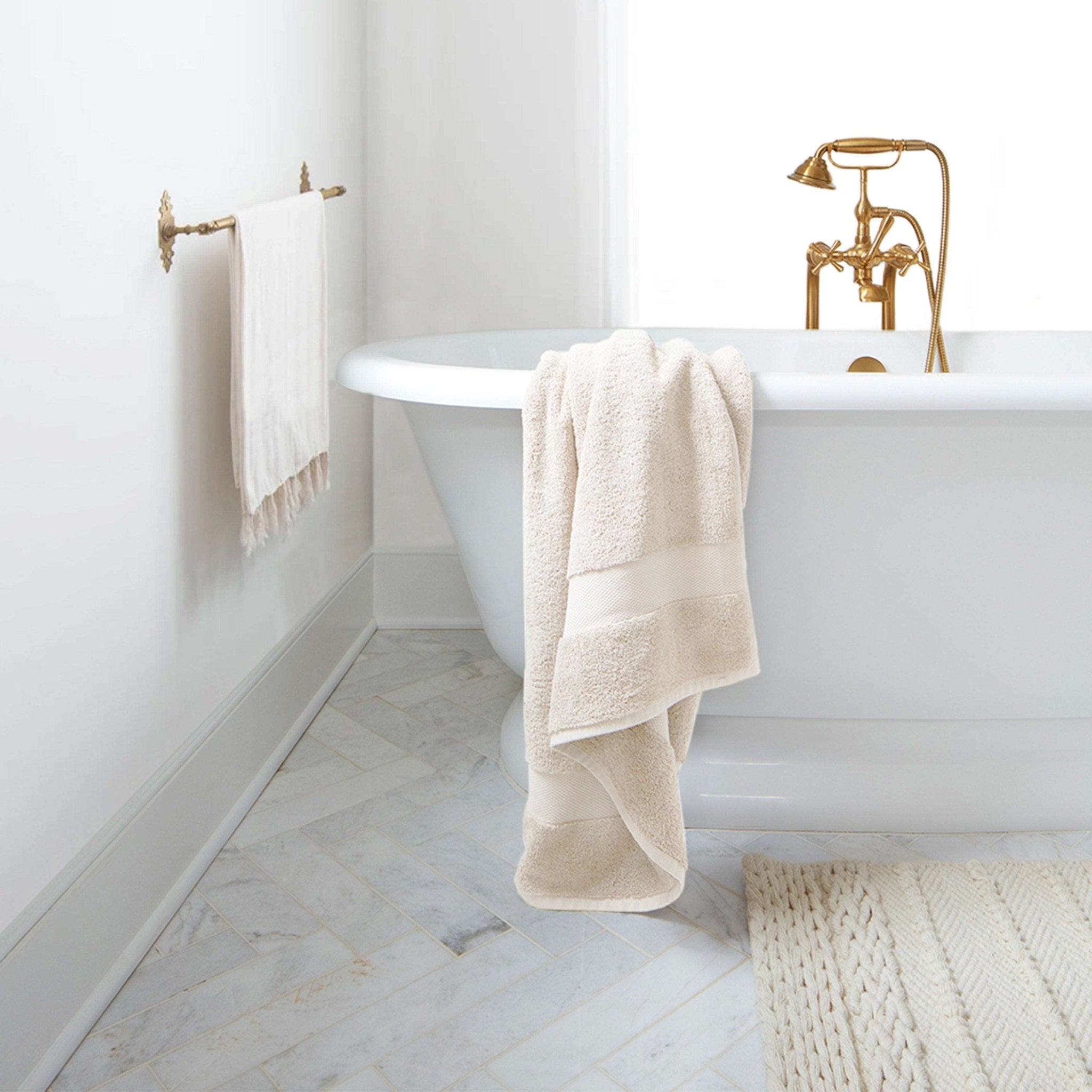 100% Organic Cotton Quick Dry Bath Towel (Ivory) - DelaraHome