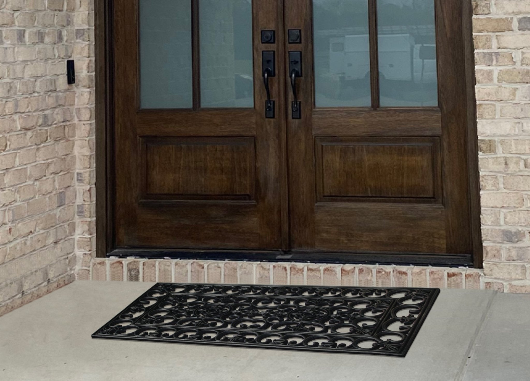 Emeryn Rubber Doormat 24"X48" - DelaraHome